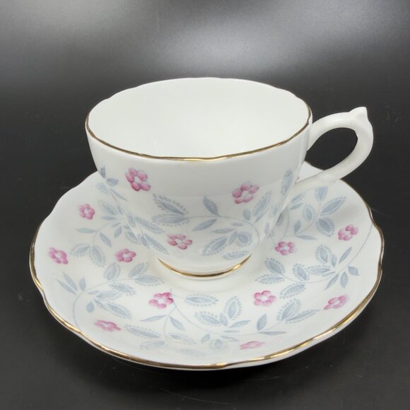 Vintage English Castle Bone China Porcelain Teacup Saucer Set England Teacup Set - Picture 8 of 10